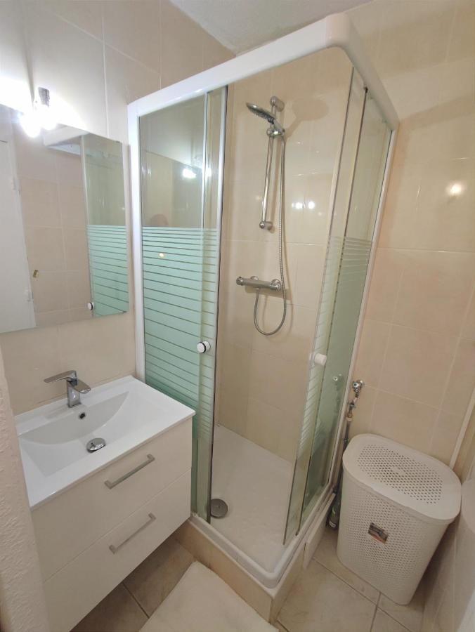 2 Pieces Proche Plage + Parking Golfe-Juan Exteriör bild